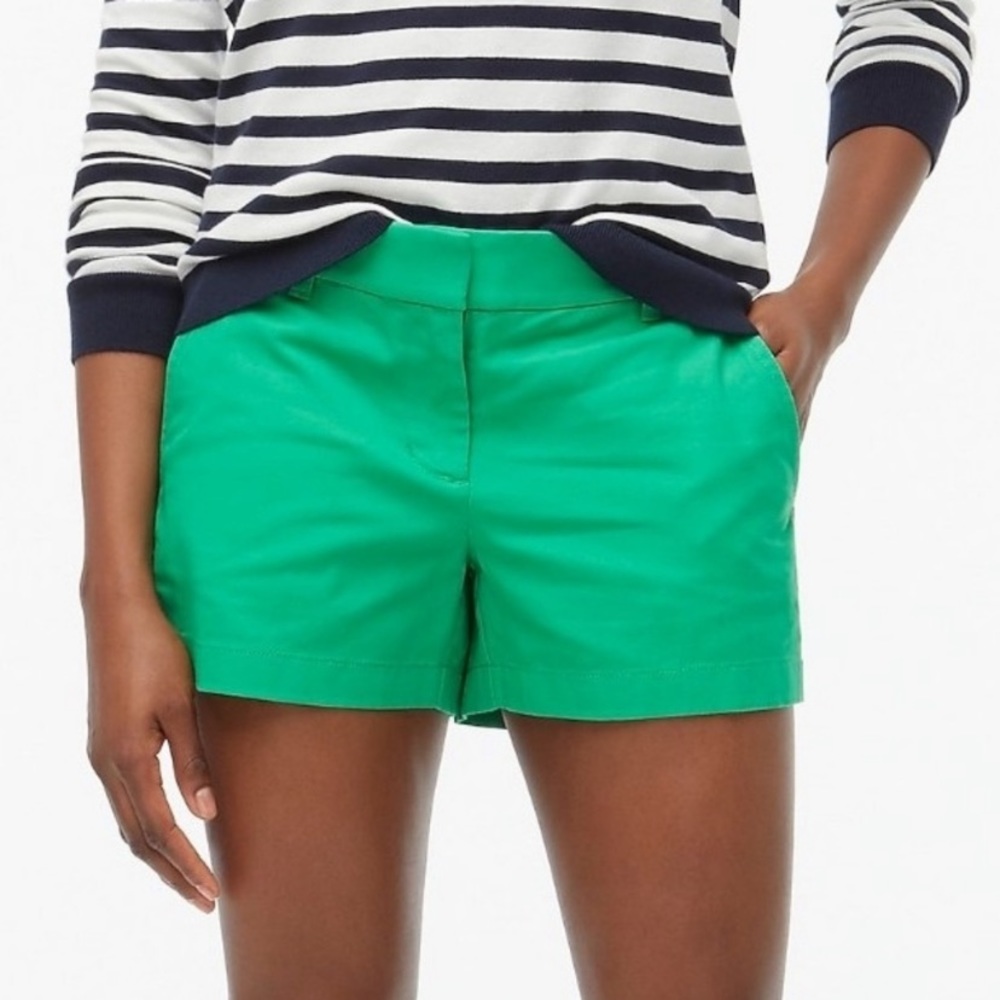 J. CREW - Green Chino Shorts - size 6, NWT